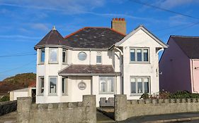 Min Y Mor Trearddur Bay